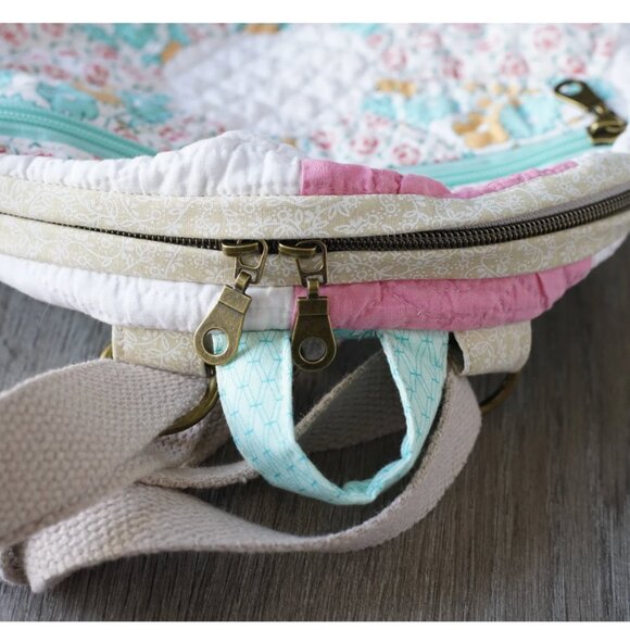 Handmade Patchwork mini Backpack - Picture 4 of 8